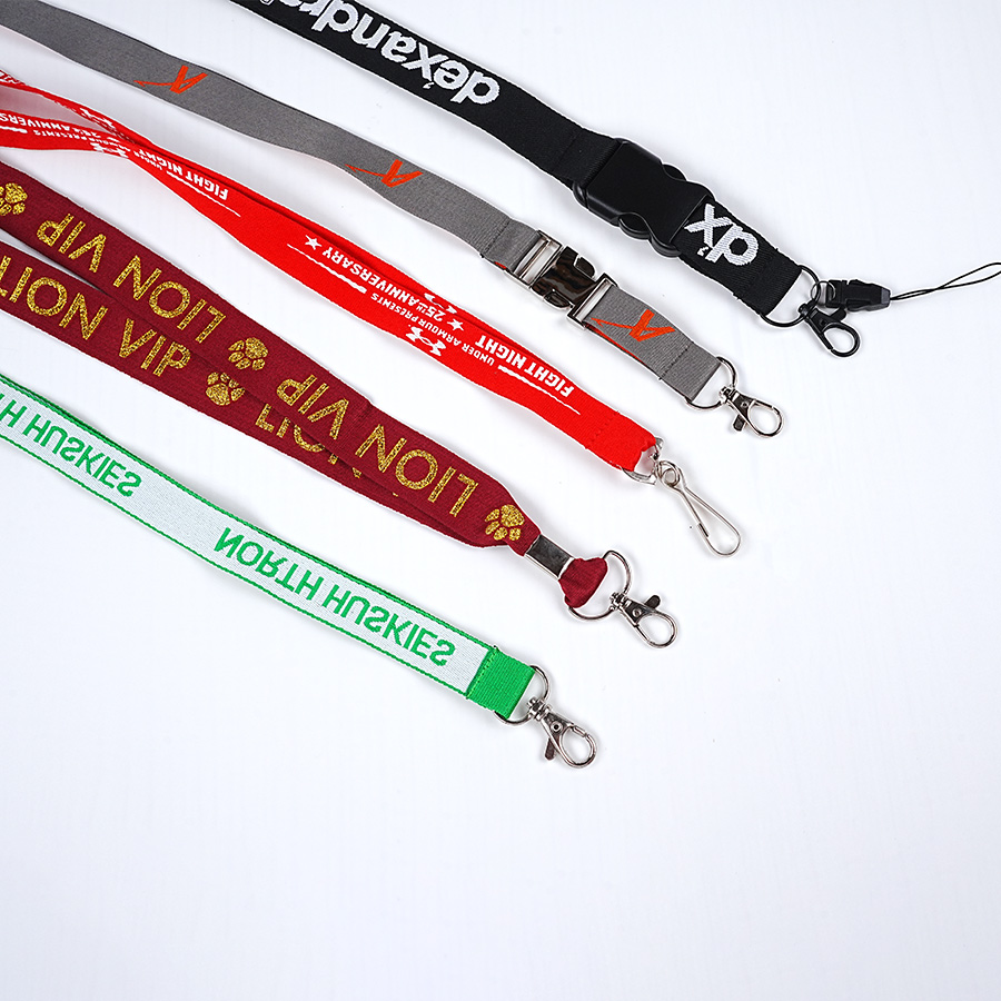 Why Choose Quality Woven Lanyards for Your Next Event?